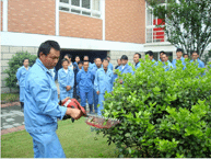 �ȷ���ҵ��˾����